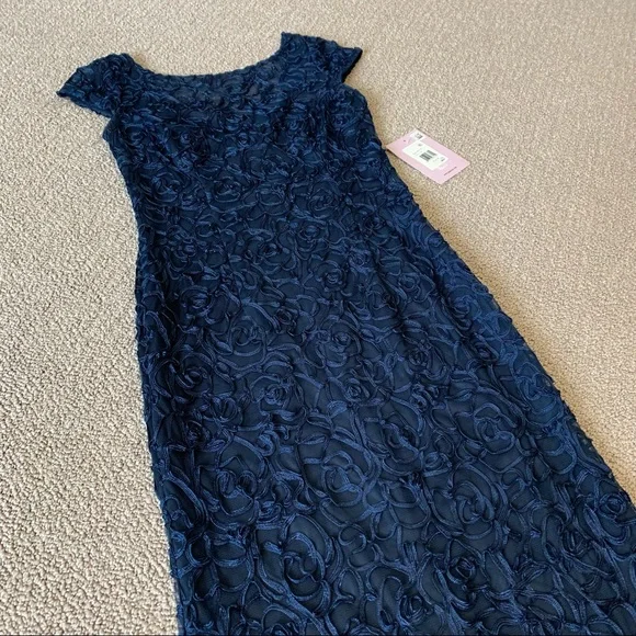 JS Collections Soutache Mermaid Gown NWT - Picture 7 of 12